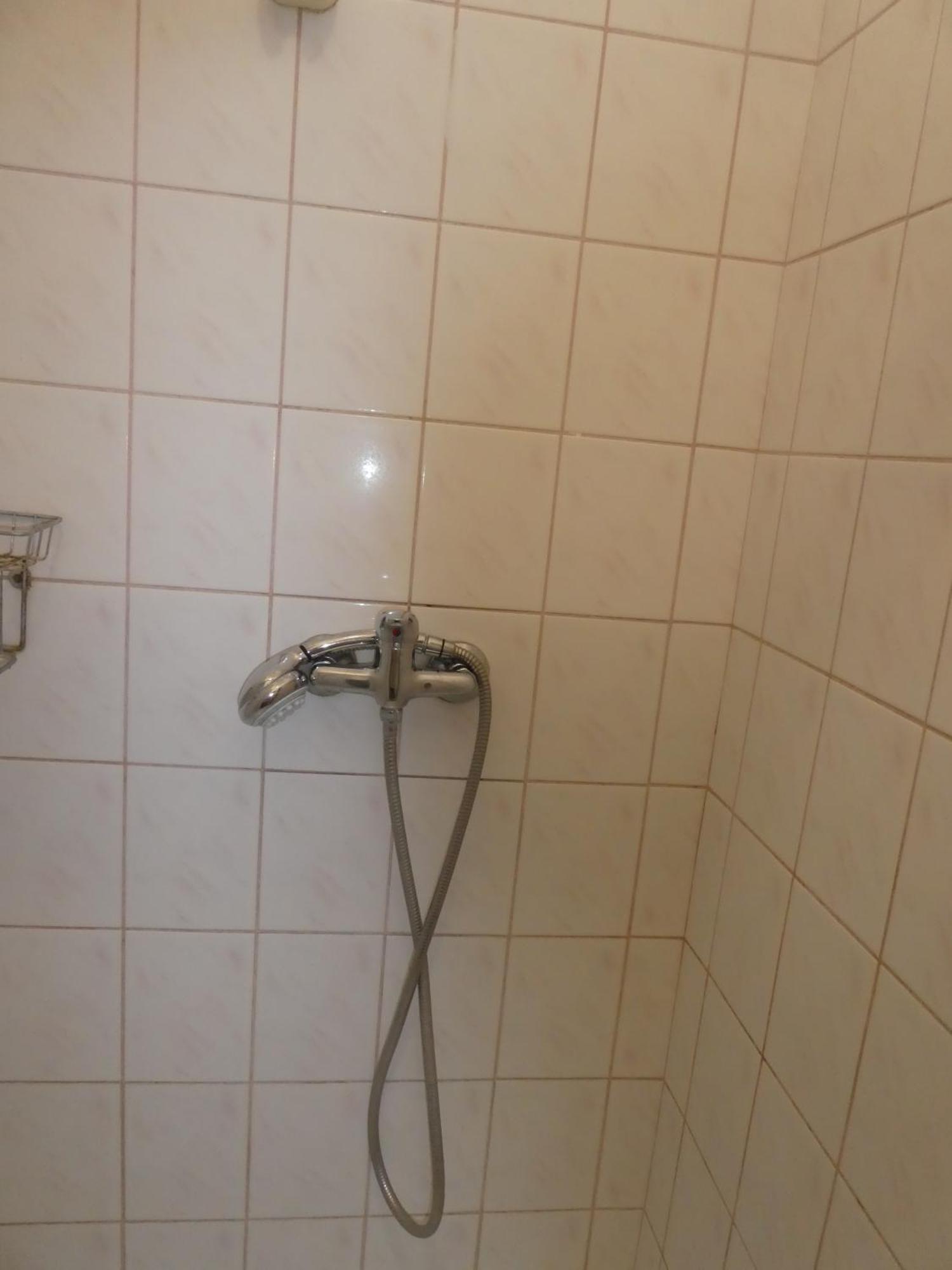 Appartement Halasi Szallashely à Hajdúszoboszló Extérieur photo